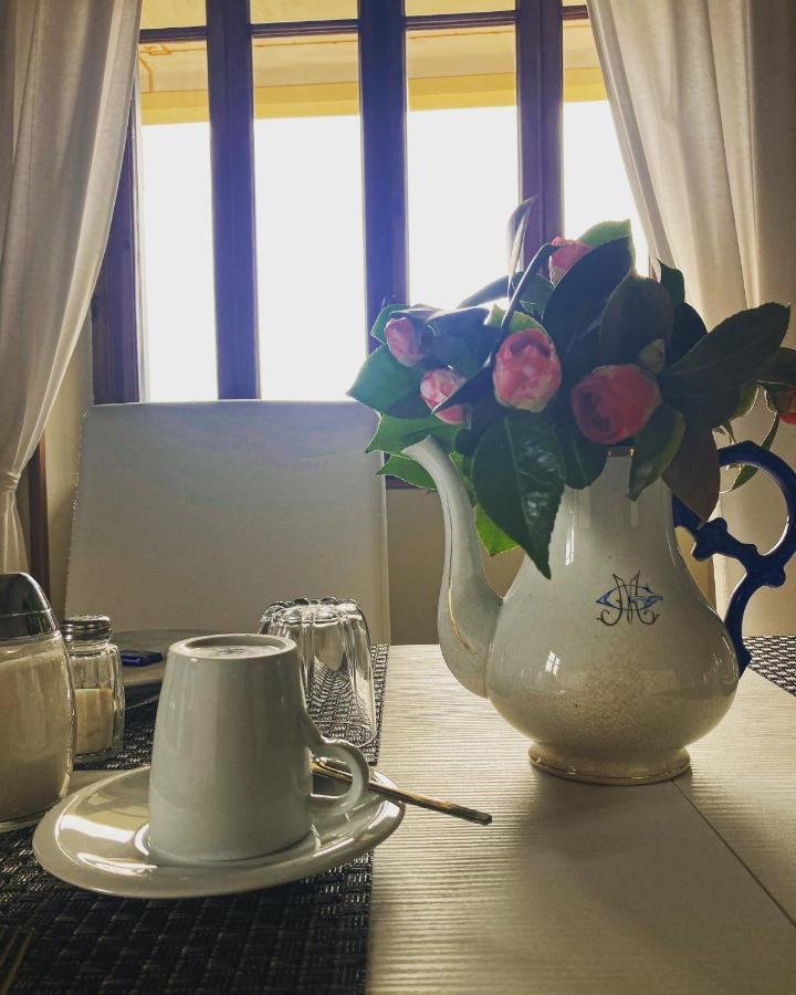Il Motto Di Tommy Bed & Breakfast Castelveccana Екстериор снимка