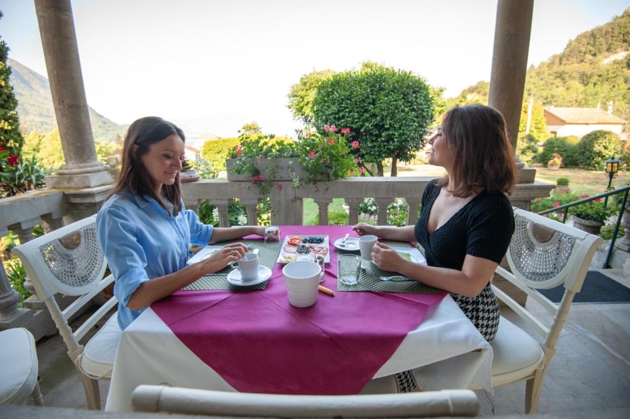 Il Motto Di Tommy Bed & Breakfast Castelveccana Екстериор снимка